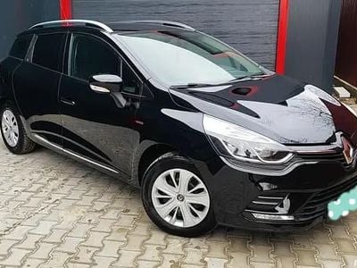 Negru Utilizat 2019 Renault Clio GrandTour Break | 6.850 EUR (Preț OK)