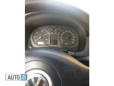 Second-hand VW Golf IV 110 CP (80 kW) 2002 Auriu Break