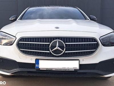 Culoarealb Utilizat 2021 Mercedes E220 Avantgarde Berlinǎ | 38.000 EUR (Scump)