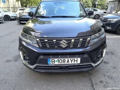 Negru Utilizat 2020 Suzuki Vitara SUV | 15.000 EUR (Preț OK)