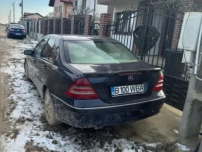 Second-hand Mercedes C220 190 CP (139 kW) 2007 Berlinǎ