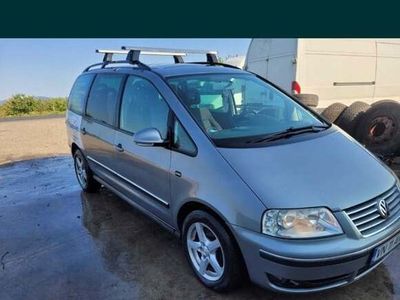 Gri Utilizat 2005 VW Sharan Monovolum | 2.650 EUR