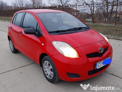 second-hand Toyota Yaris Anul 2010