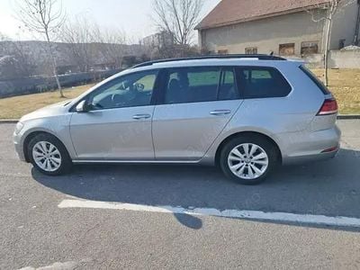 Gri Utilizat 2018 VW Golf VII Break | 9.799 EUR (Preț bun)