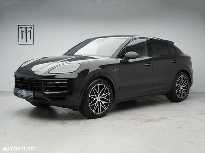 Culoarenegru Utilizat 2025 Porsche Cayenne Coupe Coupe | 124.989 EUR