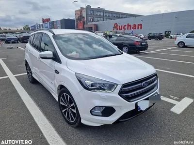 Second-hand Ford Kuga ST-Line 180 CP (132 kW) 2018 Alb SUV