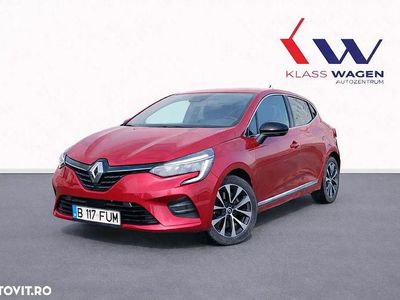 Second-hand Renault Clio V 90 CP (66 kW) 2023 Culoarerosu Hatchback