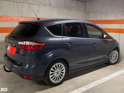 Culoaregri Utilizat 2011 Ford C-MAX Titanium Monovolum | 5.450 EUR
