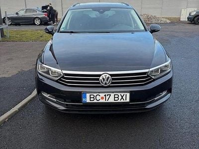 Second-hand VW Passat Comfortline 150 CP (110 kW) 2018 Culoarenegru Break