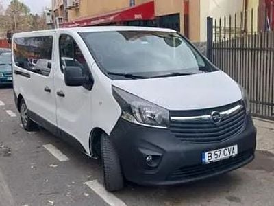 Second-hand Opel Vivaro 120 CP (88 kW) 2019 Alb Monovolum