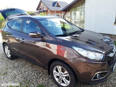Second-hand Hyundai ix35 163 CP (119 kW) 2011 Culoaremaro SUV