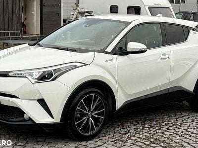 Culoarealb Utilizat 2017 Toyota C-HR Lounge SUV | 16.999 EUR (Scump)