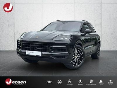 Negru Utilizat 2024 Porsche Cayenne SUV | 101.899 EUR (Preț bun)