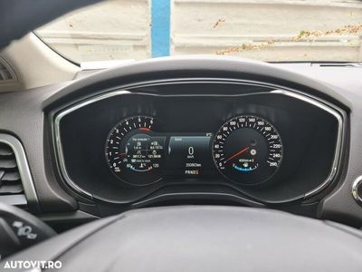 second-hand Ford Mondeo 2.0 TDCi Powershift Titanium