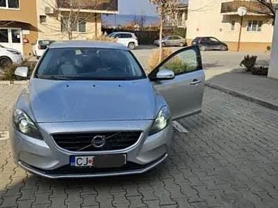 Gri Utilizat 2016 Volvo V40 Business Edition Break | 7.400 EUR (Preț OK)