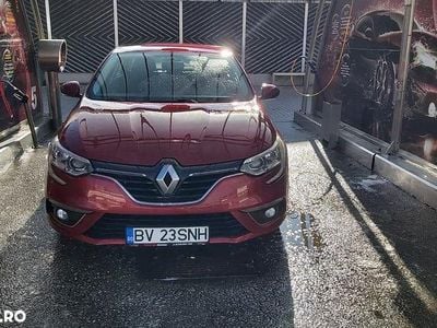 Culoarerosu Utilizat 2018 Renault Mégane IV Business Berlinǎ | 7.150 EUR (Puțin scump)