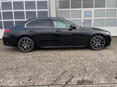 Utilizat 2024 Mercedes C220 AMG | 62.133 EUR