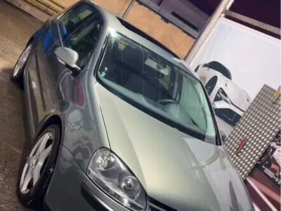 VW Golf V