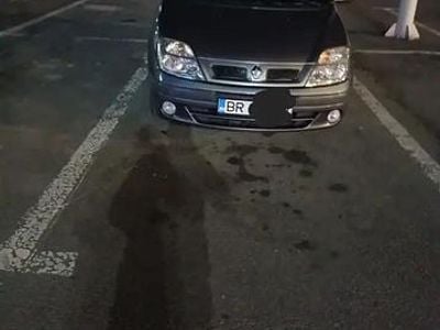 Utilizat 2000 Renault Scénic Monovolum | 1.200 EUR
