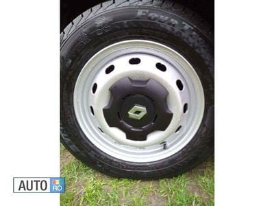 Gri Utilizat 2017 Renault Trafic Monovolum | 16.500 EUR (Scump)