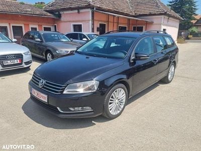 Second-hand VW Passat Comfortline 105 CP (77 kW) 2012 Culoarenegru Break