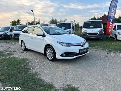 Toyota Auris Hybrid
