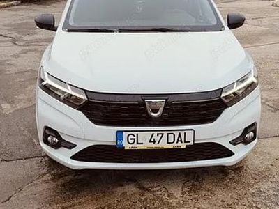 Second-hand Dacia Logan Essentiel 100 CP (73 kW) 2022 Alb Berlinǎ