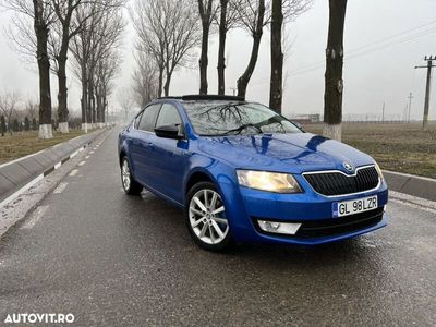 second-hand Skoda Octavia 1.6 TDI DPF DSG Elegance