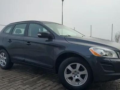Gri Utilizat 2012 Volvo XC60 Momentum SUV | 9.550 EUR (Preț OK)