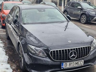 Second-hand Mercedes E220 194 CP (142 kW) 2018 Culoarenegru Berlinǎ