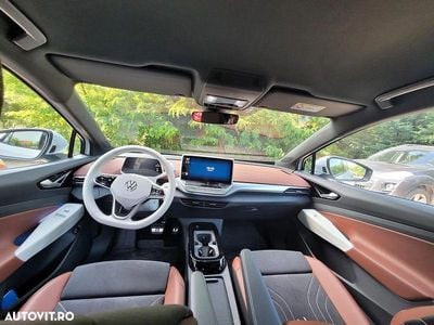 Second-hand VW ID.4 Pro Performance 150 kW (204 CP) 2023 Culoarealb SUV