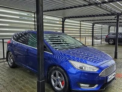 Albastru Second-hand 2016 Ford Focus Titanium Hatchback | 6.500 EUR (Preț bun)