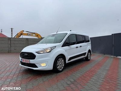 Second-hand Ford Transit Connect Titanium 120 CP (88 kW) 2022 Culoarealb Monovolum