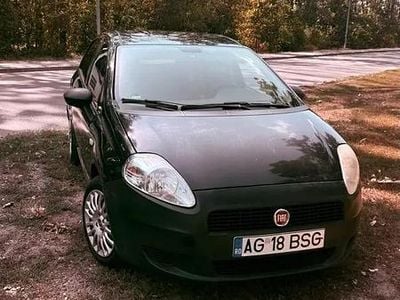 Utilizat 2013 Fiat Grande Punto Hatchback | 2.200 EUR