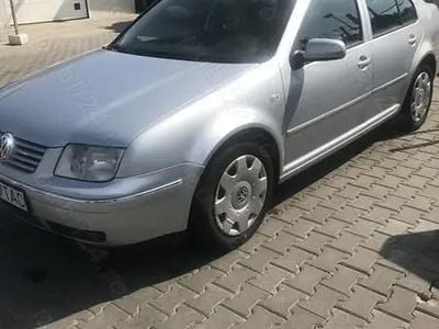 Utilizat 2001 VW Bora Berlinǎ | 4.800 EUR