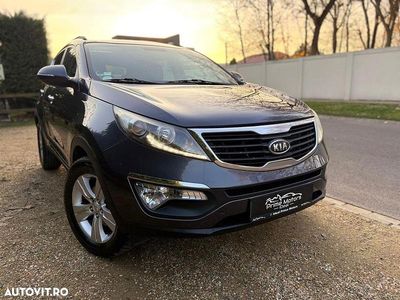 Culoaregri Utilizat 2011 Kia Sportage Premium SUV | 7.690 EUR (Puțin scump)