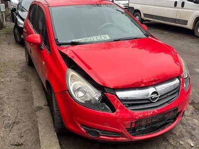 Second-hand Opel Corsa Edition 75 CP (55 kW) 2010 Culoarerosu Hatchback