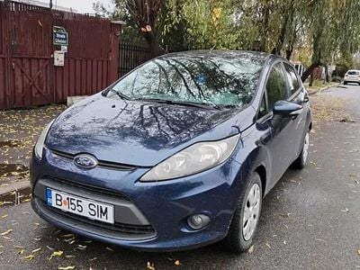 Albastru Utilizat 2011 Ford Fiesta Hatchback | 3.500 EUR (Preț OK)