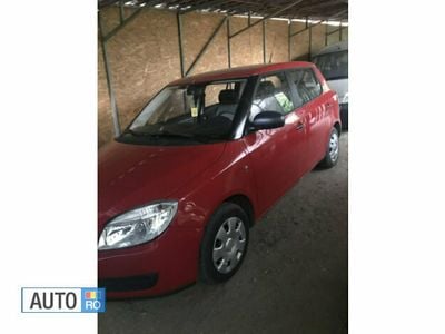 Second-hand Skoda Fabia 44 CP (32 kW) 2009 Rosu Hatchback