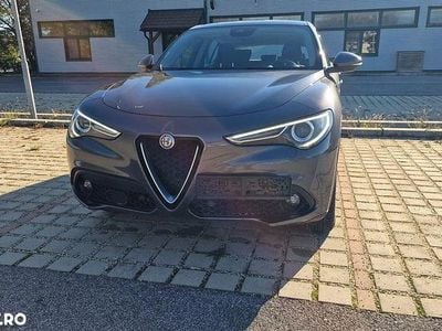 Second-hand Alfa Romeo Stelvio Super 180 CP (132 kW) 2018 Culoaregri SUV