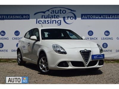 Alb Utilizat 2012 Alfa Romeo Giulietta Hatchback | 10.490 EUR