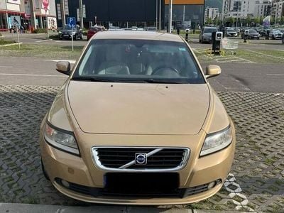 Volvo S40