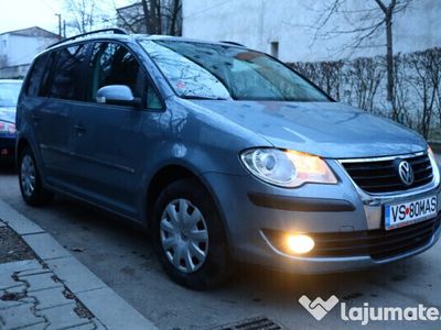 second-hand VW Touran 2008