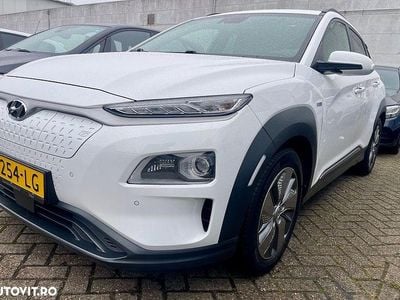 Culoarealb Second-hand 2021 Hyundai Kona Premium SUV | 17.450 EUR (Preț bun)