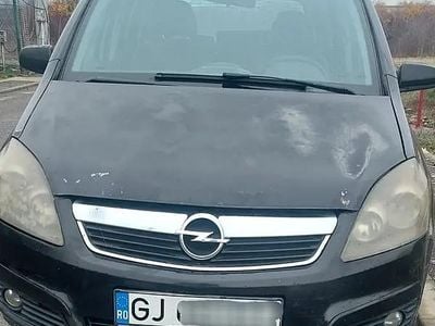 Utilizat 2005 Opel Zafira Monovolum | 650 EUR (Super Preț)