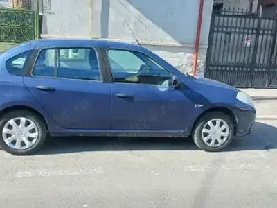 Renault Symbol II