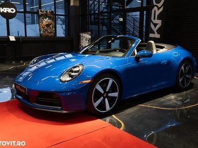 Nouă Porsche 911 Carrera Cabriolet 385 CP (283 kW) 2025 Culoarealbastru Cabrio