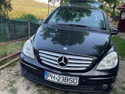 Mercedes B200
