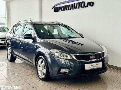 Culoaregri Utilizat 2011 Kia Ceed Sportswagon LX Break | 3.790 EUR