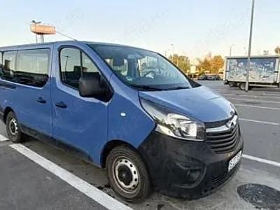 Second-hand Opel Vivaro 125 CP (91 kW) 2017 Albastru Monovolum
